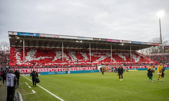 Fussball, Herren, Saison 2024 2025, 3. Liga (21. Spieltag), FC FC Energie Cottbus - SG Dynamo Dresden, Fans von Energie, Lausitz, 25.01. 2025, Copyright: xMatthiasxKochx
