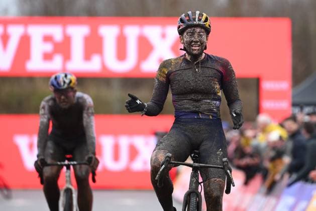 UCI Cyclocross World Cup Maasmechelen 2025 MAASMECHELEN, BELGIUM - JANUARY 25 : Vas Kata Blanka (HUN) of Team Sd Worx - Protime winning in front of Backstedt Zoe (GBR) of Canyon - Sram Racing during the 11th leg of the UCI Cyclocross World Cup Series 2024-2025 women elite race on January 25, 2025 in Maasmechelen, Belgium, 25 01 2025 Maasmechelen Belgium  Copyright: xVincentxKalutx
