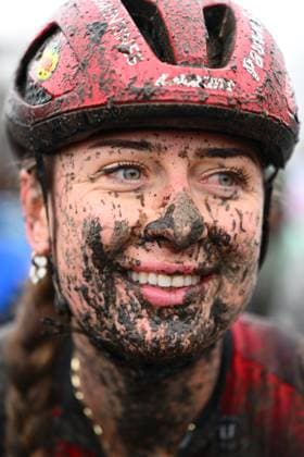 UCI Cyclocross World Cup Maasmechelen 2025 MAASMECHELEN, BELGIUM - JANUARY 25 : Betsema Denise (NED) of Pauwels Sauzen - Cibel Clementines pictured during the 11th leg of the UCI Cyclocross World Cup Series 2024-2025 women elite race on January 25, 2025 in Maasmechelen, Belgium, 25 01 2025 Maasmechelen Belgium  Copyright: xVincentxKalutx