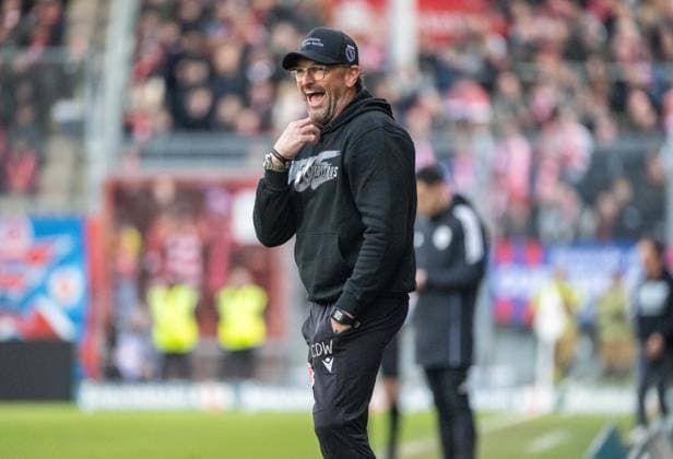 Fussball, Herren, Saison 2024 2025, 3. Liga (21. Spieltag), FC FC Energie Cottbus - SG Dynamo Dresden, Trainer Claus-Dieter Wollitz (Energie Cottbus) , 25.01. 2025, Copyright: xMatthiasxKochx