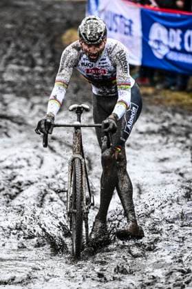 UCI Cyclocross World Cup Maasmechelen 2025 MAASMECHELEN, BELGIUM - JANUARY 25 : Van Der Poel Mathieu (NED) of Alpecin-Deceuninck during the 11th leg of the UCI Cyclocross World Cup Series 2024-2025 men elite race on January 25, 2025 in Maasmechelen, Belgium, 25 01 2025 Maasmechelen Belgium  Copyright: xVincentxKalutx