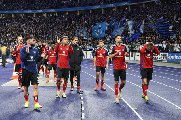DEU, DFL, 2. FBL, Hertha BSC vs. Hambuerger SV, 25.01.2025, Berliner Olympiastadion, Berlin, DEU, DFL, 2. FBL, Hertha BSC vs. Hambuerger SV, im Bild Hamburger-Spieler DFL - regulations prohibit any use of Photographs as image sequences and or quasi-video Foto: Juergen Engler nordphoto GmbH