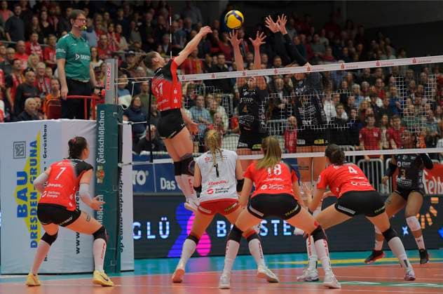 25.01.2025, Dresdens Lorena Lorber Fijok schmettert, Volleyball, 1. Bundesliga, Dresdner SC - SC Potsdam 3:1, (c) Dresden
