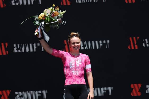 CYCLING WOMENS TOUR DOWN UNDER CRITERIUM, ZWIFT YOUNG RIDER winner BABETTE VAN DER WOLF (EF EDUCATION-OATLY) on the podium stage during the Santos Women s Tour Down Under street classic in Adelaide, Sunday, January 26, 2025. ( NO ARCHIVING, EDITORIAL USE ONLY, NO USE IN BOOKS WITHOUT CONSENT ADELAIDE SOUTH AUSTRALIA AUSTRALIA  Copyright: xCONxCHRONISx 20250126170850652218