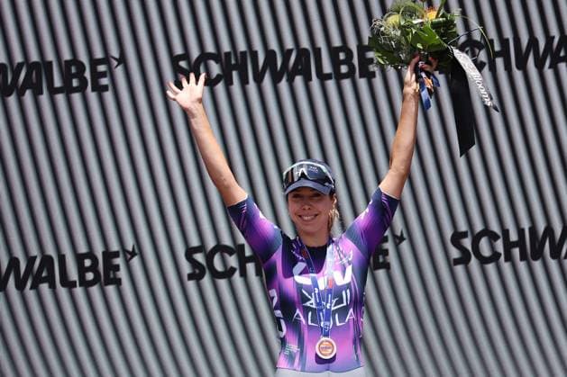 CYCLING WOMENS TOUR DOWN UNDER CRITERIUM, Georgia Baker of team Liv-Alula-Jayco on the podium stage during the Santos Women s Tour Down Under street classic in Adelaide, Sunday, January 26, 2025. ( NO ARCHIVING, EDITORIAL USE ONLY, NO USE IN BOOKS WITHOUT CONSENT ADELAIDE SOUTH AUSTRALIA AUSTRALIA  Copyright: xCONxCHRONISx 20250126167244578023