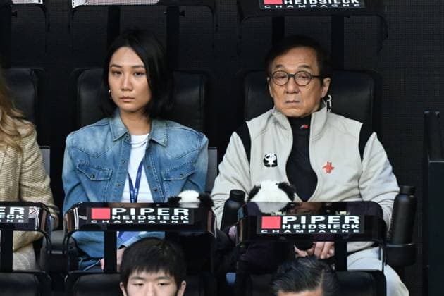 TENNIS AUSTRALIAN OPEN, Jackie Chan (right) watches Jannik Sinner of Italy take on Alexander Zverev of Germany in the Men?s Singles final during the 2025 Australian Open at Melbourne Park in Melbourne, Sunday, January 26, 2025. during the 2025 Australian Open at Melbourne Park in Melbourne, Sunday, January 26, 2025. ( NO ARCHIVING, EDITORIAL USE ONLY, NO USE IN BOOKS WITHOUT CONSENT MELBOURNE VICTORIA AUSTRALIA  Copyright: xJAMESxROSSx 20250126186390826472