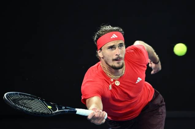 TENNIS AUSTRALIAN OPEN, Alexander Zverev of Germany in action during the Men?s singles final against Jannik Sinner of Italy at the 2025 Australian Open at Melbourne Park in Melbourne, Sunday, January 26, 2025. ( NO ARCHIVING, EDITORIAL USE ONLY, NO USE IN BOOKS WITHOUT CONSENT MELBOURNE VICTORIA AUSTRALIA  Copyright: xJOELxCARRETTx 20250126165798141942