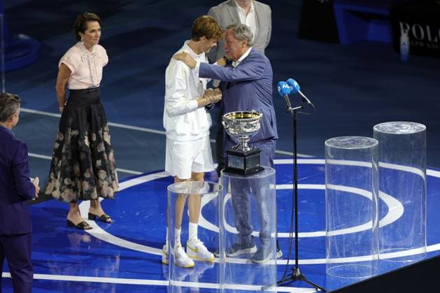 Jannik Sinner of Italy is presented with the Australian Open trophy Australian Open, Day Fifteen, Tennis, Melbourne Park, Melbourne, Australia - 26 Jan 2025  Copyright: xRachelxBach Shutterstockx 15108805ah
