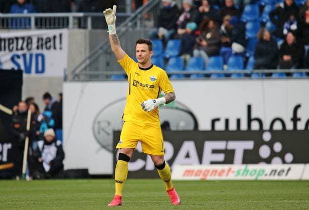 26.01.2025, xmohx, Fussball 2.Bundesliga, SV Darmstadt 98 - SC Paderborn 07 emspor, v.l. Torwart Manuel Riemann (Paderborn) bejubelt das 1-0 von felix Platte (DFL DFB REGULATIONS PROHIBIT ANY USE OF PHOTOGRAPHS as IMAGE SEQUENCES and or QUASI-VIDEO) Darmstadt