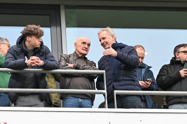 2. Bundesliga - Hannover 06 - SC Preußen Münster am 26.01.2025 in der HDI Arena in Hannover Martin Kind und Christian Walter Wilhelm Wulff