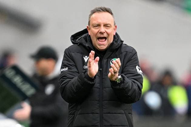 2. Bundesliga - Hannover 06 - SC Preußen Münster am 26.01.2025 in der HDI Arena in Hannover Trainer Andre Breitenreiter (Hannover 96) unzufrieden, enttäuscht, enttaeuscht, niedergeschlagen.