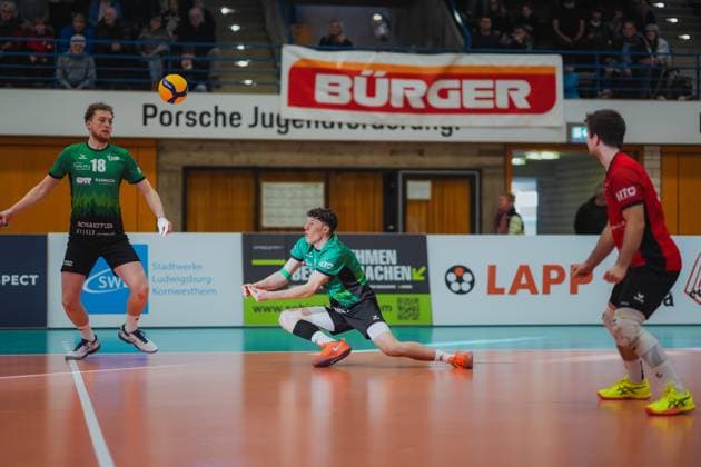 Jonah Dornheim (Barock Volleys MTV Ludwigsburg, 03) bei der Annahme, Barock Volleys MTV Ludwigsburg vs. TV Buehl, Volleyball, 2. Volleyball Bundesliga, 2. BLM Sued, Herren, 15. Spieltag, Saison 2024 2025, 26.01.2025, Barock Volleys MTV Ludwigsburg vs. TV Buehl, Volleyball, 2. Volleyball Bundesliga, 2. BLM Sued, Herren, 15. Spieltag, Saison 2024 2025, 26.01.2025 Ludwigsburg Copyright: xEibner-Pressefoto LarsxNeumannx EP_LNN