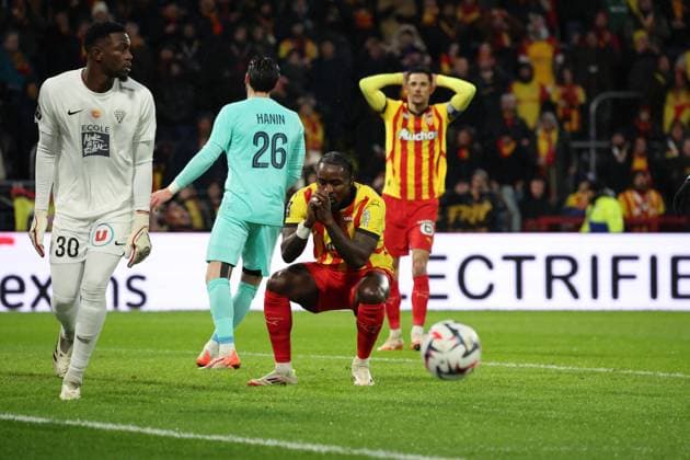 FOOTBALL : RC Lens vs Angers SCO - Ligue 1 - 26 01 2025 M Bala NZOLA (RC Lens) lors du match RC Lens - Angers SCO, Ligue 1, stade Bollaert-Delelis, le 26 janvier 2025  Copyright: xLaurentxSANSONx