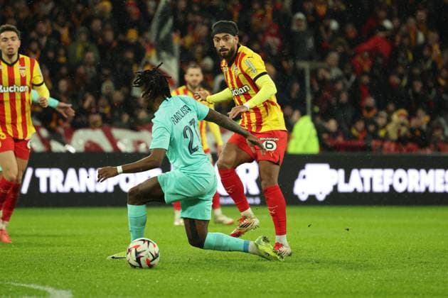 FOOTBALL : RC Lens vs Angers SCO - Ligue 1 - 26 01 2025 Angelo FULGINI (RC Lens) lors du match RC Lens - Angers SCO, Ligue 1, stade Bollaert-Delelis, le 26 janvier 2025  Copyright: xLaurentxSANSONx