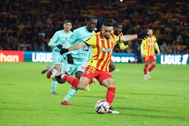 FOOTBALL : RC Lens vs Angers SCO - Ligue 1 - 26 01 2025 Adrien THOMASSON (RC Lens) lors du match RC Lens - Angers SCO, Ligue 1, stade Bollaert-Delelis, le 26 janvier 2025  Copyright: xLaurentxSANSONx