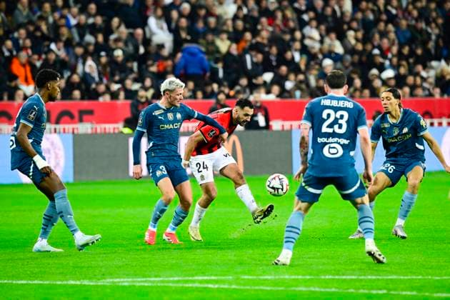 FOOTBALL : OGC Nice VS Olympique de Marseille - Ligue 1 McDonald s - 26 01 2025 L OGC Nice recoit l Olympique de Marseille Ã l Allianz Riviera dans le cadre de la 19e journÃ e de Ligue 1 McDonald s. GaÃ«tan Laborde (OGCN) Quentin Merlin (OM) NiceFrance  Copyright: xWilliamxCannarellax