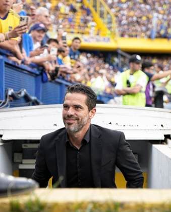 Fernando Gago - Boca Juniors vs Argentinos Jrs - Torneo Apertura 2025 de la Liga Profesional Argentina - Grupo A - Fecha 1 de 16 - 26 de enero de 2025 - Estadio Alberto J. Armando - La Bombonera - Foto: Javier Garcia Martino - Prensa CABJ *** Fernando Gago Boca Juniors vs Argentinos Jrs Torneo Apertura 2025 de la Liga Profesional Argentina Group A Date 1 of 16 January 26, 2025 Estadio Alberto J Armando La Bombonera Photo Javier Garcia Martino Prensa CABJ