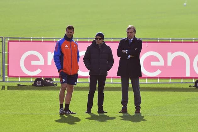 Thiago Motta,Maurizio Scanavino and Cristiano Giuntoli of Juventus FC during Champions League 2024 2025 training at JTC Continassa on January 28, 2025 in Turin, Italy - ph Giuliano Marchisciano  Copyright: xGiulianoxMarchisciano IPAxSportx xipa-agency.netx xx IPA_53393894 IPA_Agency_IPA53393894