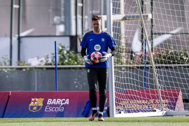 January 28, 2025, Sant Joan Despi, Barcelona, SPAIN: Wojciech Szczesny during the training day of FC Barcelona, Barca ahead UEFA Champions League, football match against Atalanta BC at Ciudad Esportiva Joan Gamper on January 28, 2025 in Sant Joan Despi, Barcelona, Spain. Sant Joan Despi SPAIN - ZUMAa181 20250128_zaa_a181_005 Copyright: xJavierxBorregox