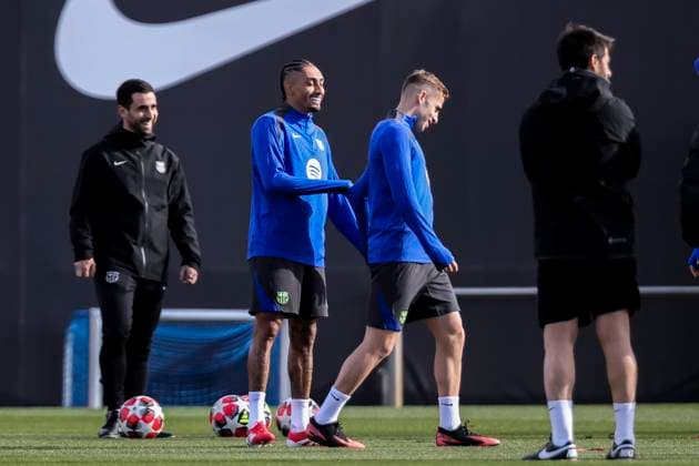 January 28, 2025, Sant Joan Despi, Barcelona, SPAIN: Raphinha Dias Belloli and Fermin Lopez during the training day of FC Barcelona, Barca ahead UEFA Champions League, football match against Atalanta BC at Ciudad Esportiva Joan Gamper on January 28, 2025 in Sant Joan Despi, Barcelona, Spain. Sant Joan Despi SPAIN - ZUMAa181 20250128_zaa_a181_010 Copyright: xJavierxBorregox