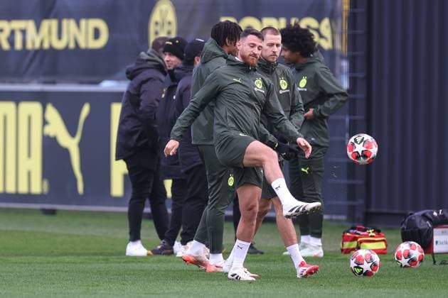 28.01.2025, Abschlusstraining zum UEFA Champions League Spiel zwischen Borussia Dortmund und Shakhtar Donetsk, Salih Özcan (Borussia Dortmund), Dortmund Trainingsgelände Borussia Dortmund NRW Deutschland xRHR-FOTO DEx Copyright: DennisxEwert RHR-FOTOx RHR-FOTO DE