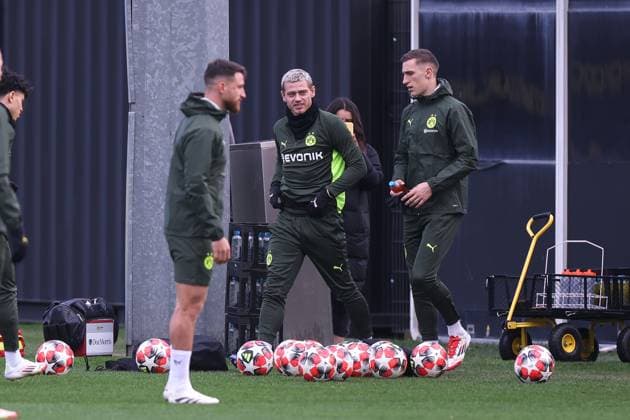 28.01.2025, Abschlusstraining zum UEFA Champions League Spiel zwischen Borussia Dortmund und Shakhtar Donetsk, Julian Ryerson (Borussia Dortmund), Nico Schlotterbeck (Borussia Dortmund), Dortmund Trainingsgelände Borussia Dortmund NRW Deutschland xRHR-FOTO DEx Copyright: DennisxEwert RHR-FOTOx RHR-FOTO DE