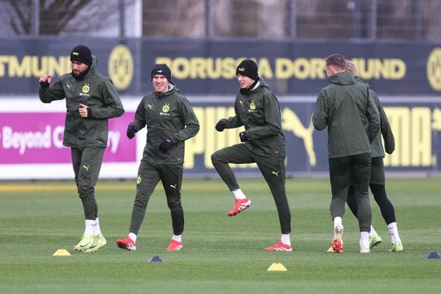 28.01.2025, Abschlusstraining zum UEFA Champions League Spiel zwischen Borussia Dortmund und Shakhtar Donetsk, v. l. Emre Can (Borussia Dortmund), Pascal Groß (Borussia Dortmund), Maximilian Beier (Borussia Dortmund), Dortmund Trainingsgelände Borussia Dortmund NRW Deutschland xRHR-FOTO DEx Copyright: DennisxEwert RHR-FOTOx RHR-FOTO DE
