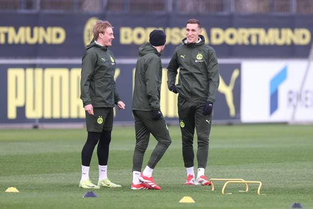 28.01.2025, Abschlusstraining zum UEFA Champions League Spiel zwischen Borussia Dortmund und Shakhtar Donetsk, Nico Schlotterbeck (Borussia Dortmund) lacht, Dortmund Trainingsgelände Borussia Dortmund NRW Deutschland xRHR-FOTO DEx Copyright: DennisxEwert RHR-FOTOx RHR-FOTO DE