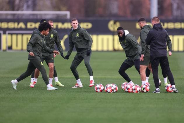 28.01.2025, Abschlusstraining zum UEFA Champions League Spiel zwischen Borussia Dortmund und Shakhtar Donetsk, v. l. Karim Adeyemi (Borussia Dortmund), Nico Schlotterbeck (Borussia Dortmund), Serhou Guirassy (Borussia Dortmund), Dortmund Trainingsgelände Borussia Dortmund NRW Deutschland xRHR-FOTO DEx Copyright: DennisxEwert RHR-FOTOx RHR-FOTO DE