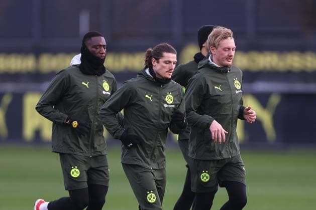 28.01.2025, Abschlusstraining zum UEFA Champions League Spiel zwischen Borussia Dortmund und Shakhtar Donetsk, v. l. Serhou Guirassy (Borussia Dortmund), Marcel Sabitzer (Borussia Dortmund), Julian Brandt (Borussia Dortmund), Dortmund Trainingsgelände Borussia Dortmund NRW Deutschland xRHR-FOTO DEx Copyright: DennisxEwert RHR-FOTOx RHR-FOTO DE