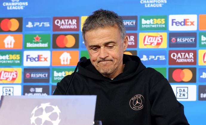 28.01.2025 Stuttgart , Champions League Fußball VfB Stuttgart vs. Paris St. Germain, Paris St. Germain PK, Trainer Luis Enrique Gemäß den Vorgaben der DFL Deutschen Fuï¬‚ball Liga ist es untersagt, in dem Stadion und oder vom Spiel angefertigte Fotoaufnahmen in Form von Sequenzbildern und oder videoähnlichen Fotostrecken zu verwerten bzw. verwerten zu lassen.