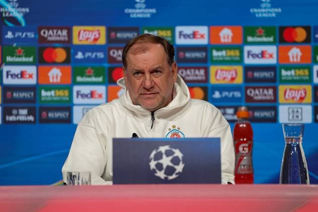 Vladimir Weiss (SK Slovan Bratislava, Chef-Trainer) bei der Pressekoferenz, GER, Internationale Pressekonferenz, SK Slovan Bratislava, Fussball, UEFA Champions League, 8. Spieltag, Saison 2024 2025, 28.01.2025, GER, Internationale Pressekonferenz, SK Slovan Bratislava, Fussball, UEFA Champions League, 8. Spieltag, Saison 2024 2025, 28.01.2025 Muenchen Copyright: xEibner-Pressefoto JennixMaulx EP_JML