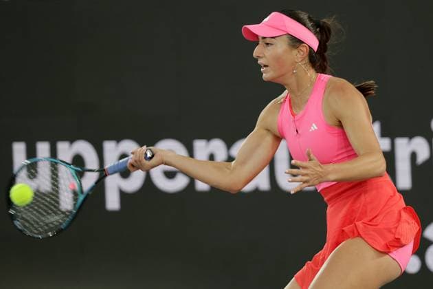 TENNIS - WTA, Tennis Damen Upper Austria Ladies Linz LINZ,AUSTRIA,29.JAN.25 - TENNIS - WTA Tour, Upper Austria Ladies Linz. Image shows Elina Avanesyan (ARM).  GEPAxpictures xWalterxLuger
