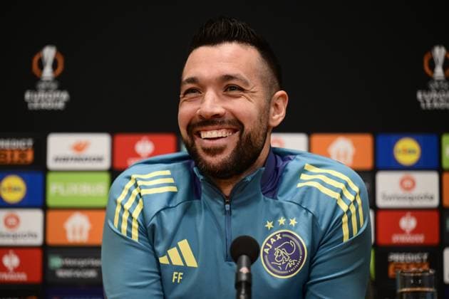 Sport Bilder des Tages AMSTERDAM - Coach Francesco Farioli of Ajax during the MD-1 press conference, PK, Pressekonferenz ahead of the match against Galatasaray at the Johan Cruijff ArenA on Jan. 29, 2025 in Amsterdam, Netherlands. ANP OLAF KRAAK UEFA Europa Europa League 2024 25 xVIxANPxSportx xxANPxIVx 518627660 originalFilename: 518627660.jpg
