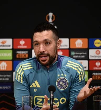 AMSTERDAM - Coach Francesco Farioli of Ajax during the MD-1 press conference, PK, Pressekonferenz ahead of the match against Galatasaray at the Johan Cruijff ArenA on Jan. 29, 2025 in Amsterdam, Netherlands. ANP OLAF KRAAK UEFA Europa Europa League 2024 25 xVIxANPxSportx xxANPxIVx 518627851 originalFilename: 518627851.jpg