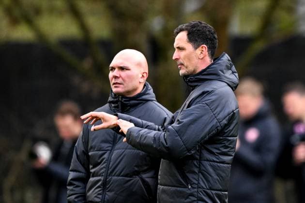 Dino Toppmoeller (Eintracht Frankfurt, Trainer) gestikuliert, GER, Abschlusstraining, Eintracht Frankfurt, Fussball, UEFA Europa League, 8. Spieltag, Spielzeit 2024 25, 29.01.2025. GER, Abschlusstraining, Eintracht Frankfurt, Fussball, UEFA Europa League, 8. Spieltag, Spielzeit 2024 25, 29.01.2025. Frankfurt am Main Copyright: xEibner-Pressefoto FlorianxWiegandx EP_FWD