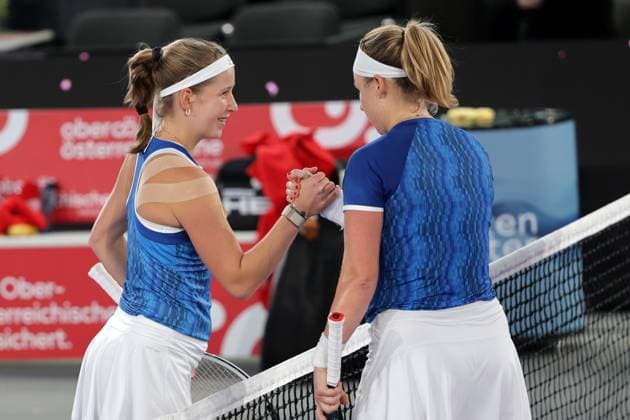 TENNIS - WTA, Tennis Damen Upper Austria Ladies Linz LINZ,AUSTRIA,29.JAN.25 - TENNIS - WTA Tour, Upper Austria Ladies Linz. Image shows Sinja Kraus (AUT) and Anna Blinkova (RUS).  GEPAxpictures xWalterxLuger