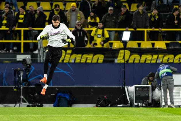 UEFA Champions League: Borussia Dortmund - FC Shakhtar Donetsk; 29.01.2025 Gregor Kobel (Borussia Dortmund, 1) UEFA Champions League: Borussia Dortmund - FC Shakhtar Donetsk; Signal Iduna Park, Dortmund; 29.01.2025 Copyright: xBEAUTIFULxSPORTS Buriakovx