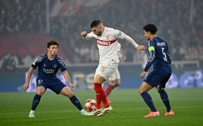 Zweikampf, Aktion Deniz Undav VfB Stuttgart (26) (Mitte) gegen Marquinhos FC Paris Saint-Germain PSG (05) Joao Neves FC Paris Saint-Germain PSG (87) (links) Champions League VfB Stuttgart vs Paris St. Germain PSG 29.01.2025 DFL REGULATIONS PROHIBIT ANY USE OF PHOTOGRAPHS AS IMAGE SEQUENCES AND OR QUASI-VIDEO Champions League VfB Stuttgart vs Paris St. Germain PSG