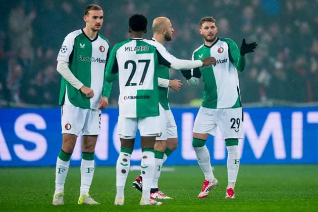UEFA Champions League: Lille OSC v Feyenoord Lille - Thomas Beelen of Feyenoord, Antoni Milambo of Feyenoord, Gernot Trauner of Feyenoord, Santiago Gimenez of Feyenoord during the eight and final round of new format of the Champions League 2024 2025. The match is set between Lille OSC and Feyenoord at Stade Pierre-Mauroy on 29 January 2025 in Lille, France. Copyright: xTomxBodex