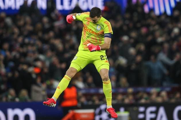 UEFA Champions League Matchday 8 of 8 Aston Villa v Celtic Emiliano Martinez of Aston Villa celebrates his sides goal during the UEFA Champions League Matchday 8 of 8 Aston Villa vs Celtic at Villa Park, Birmingham, United Kingdom, 29th January 2025 (Photo by Gareth Evans News Images) Copyright: xGarethxEvans NewsxImagesx