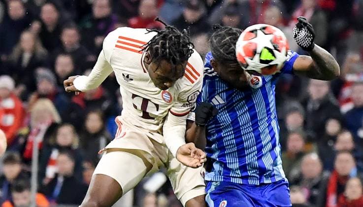 29.01.2025, xemx, Fussball UEFA Champions League, FC Bayern Muenchen - Slovan Bratislava v.l. Mathys Tel (FC Bayern Muenchen), Cesar Blackman (Slovan Bratislava) Zweikampf, Aktion, action, battle for the ball (DFL DFB REGULATIONS PROHIBIT ANY USE OF PHOTOGRAPHS as IMAGE SEQUENCES and or QUASI-VIDEO) Muenchen