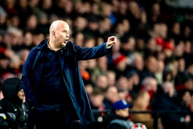 Liverpool FC trainer Arne Slot during the match PSV - Liverpool at the Philips stadium for the Champions League - League phase - Matchday 8 season 2024-2025 in EINDHOVEN, Netherlands on 29 january 2025, (photo by Marcel van Dorst EYE4images DeFodi Images) Defodi-746_211572
