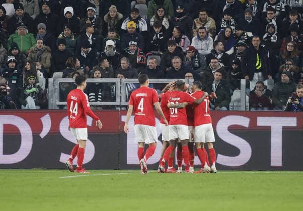 CALCIO - UEFA Champions League - Juventus FC vs SL Benfica Vangelis Pavlidis of SL Benfica celebrating with team mates after scoring a goal during the Uefa Champions League, 2024 25 season, football match between Juventus FC and Benfica Lisbona on 29 January 2025 at Allianz Stadium, Turin, Italy. Photo Nderim Kaceli Turin Italy  Copyright: xIPAxSport ABACAx