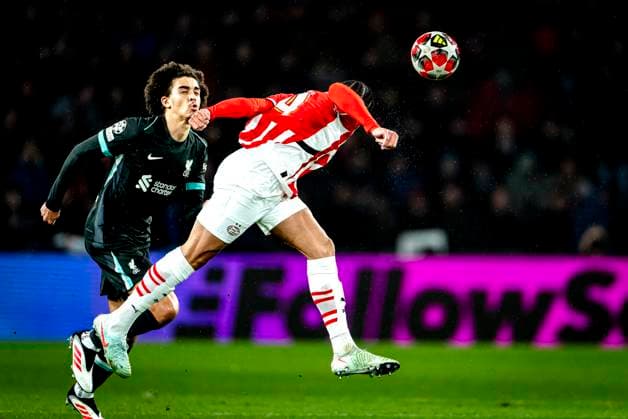 PSV Eindhoven defender Armando Obispo during the match PSV - Liverpool at the Philips stadium for the Champions League - League phase - Matchday 8 season 2024-2025 in EINDHOVEN, Netherlands on 29 january 2025, (photo by Marcel van Dorst EYE4images DeFodi Images) Defodi-746_211600