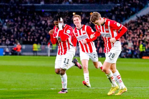 EINDHOVEN, 29-01-2025, Philips Stadium, UEFA Champions League season 2024 25, match between PSV and Liverpool FC, PSV player Johan Bakayoko scores the 1-1 PSV - Liverpool  x27613414x Copyright: