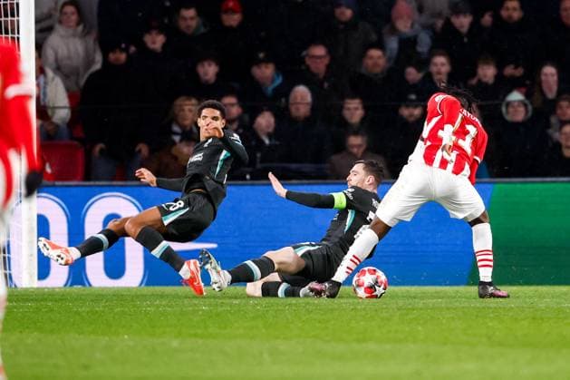 2025-01-29 PSV Eindhoven v Liverpool FC - UEFA Champions League 2024 25 League Phase MD8 EINDHOVEN, NETHERLANDS - JANUARY 29: Johan Bakayoko of PSV scores a goal during the UEFA Champions League 2024 25 League Phase MD8 match between PSV Eindhoven and Liverpool FC at PSV Stadion on January 29, 2025 in Eindhoven, Netherlands. Eindhoven PSV Stadion Netherlands Content not available for redistribution in The Netherlands directly or indirectly through any third parties. Copyright: xBroerxvanxdenxBoomx