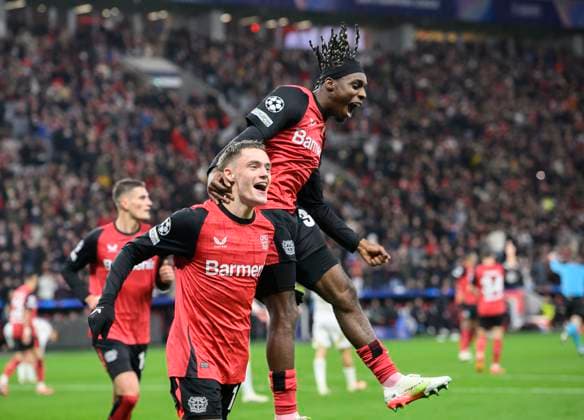 Jubel Florian WIRTZ (LEV) nach seinem tor zum 1:0, mit Jeremie FRIMPONG r. (LEV), Fussball Champions League, 8. Spieltag, Bayer 04 Leverkusen (LEV) - Sparta Prag, am 29.01.2025 in Leverkusen Deutschland. UEFA regulations prohibit any use of photographs as image sequences and or quasi-video Â