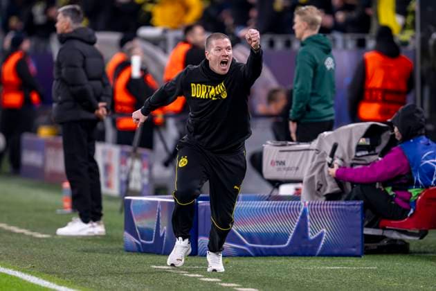 29.01.2025, Borussia Dortmund - Schachtar Donezk, UEFA Champions League, 8. Spieltag: Dortmunds Trainer Mike Tullberg jubelt nach dem or zum 2:0. WICHTIGER HINWEIS: Gemäß den Vorgaben der UEFA ist es untersagt, in dem Stadion und oder vom Spiel angefertigte Fotoaufnahmen in Form von Sequenzbildern und oder videoähnlichen Fotostrecken zu verwerten bzw. verwerten zu lassen. Copyright: xDavidxInderliedx