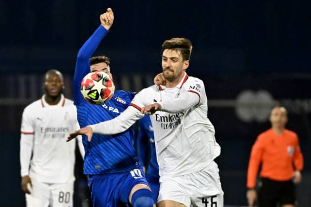 Zagreb, Croatia, January 29th 2024: Matteo Gabbia of Milan (R) in action against Martin Baturina of Dinamo Zagreb (C) during the UEFA Champions League, League phase, match between Dinamo Zagreb and Milan at Stadium Maksimir, Zagreb, Croatia. (Igor Kupljenik SPP) Copyright: xIgorxKupljenikx xSPPx spp-en-IgKuSp-IK3_2269